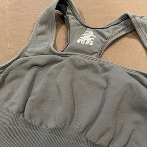 Women’s AC (Athletic Essentials) sports bra- medium- gray